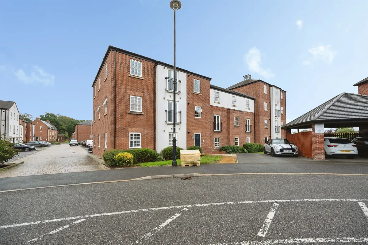 Horseshoe Crescent, BIRMINGHAM