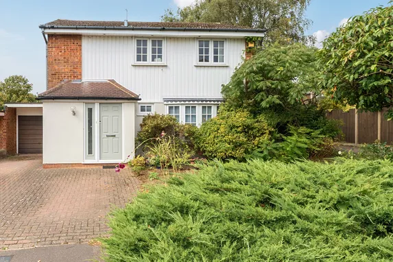 Flavian Close, St. Albans, AL3