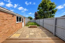 Kipton Field, Rothwell, KETTERING
