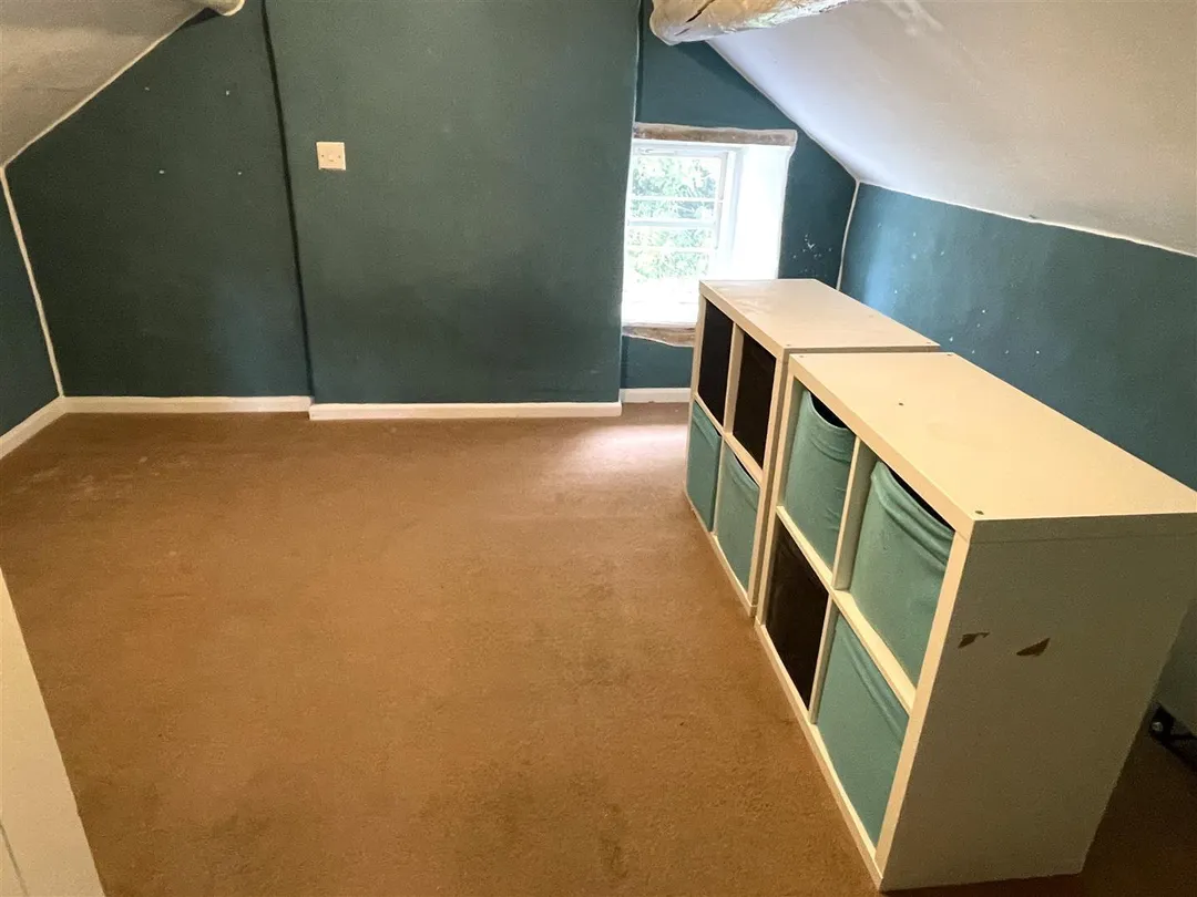 https://mr0.homeflow-assets.co.uk/files/photo/image/48420/6439/_x_/MZf0oxKbHU6oMLX2qGyeSA.jpg