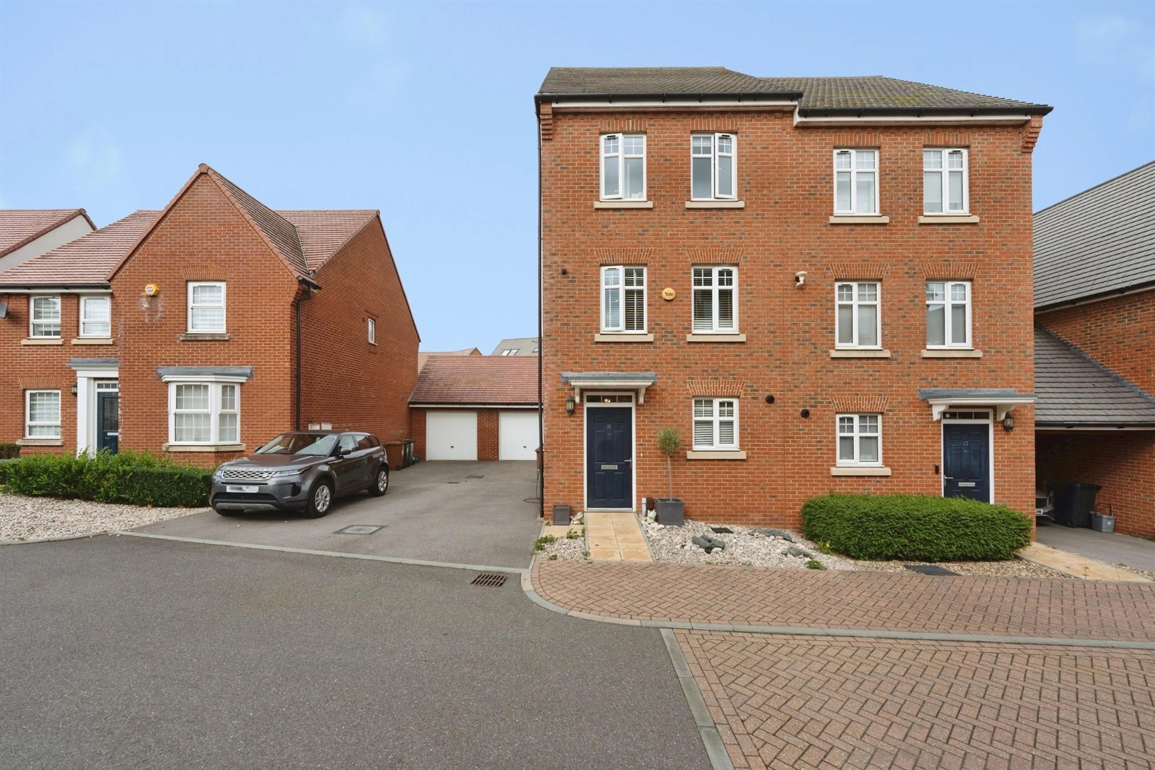 Property at Rossway Drive, Bushey