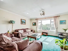 Paddock Close, Benson, Wallingford thumb 3