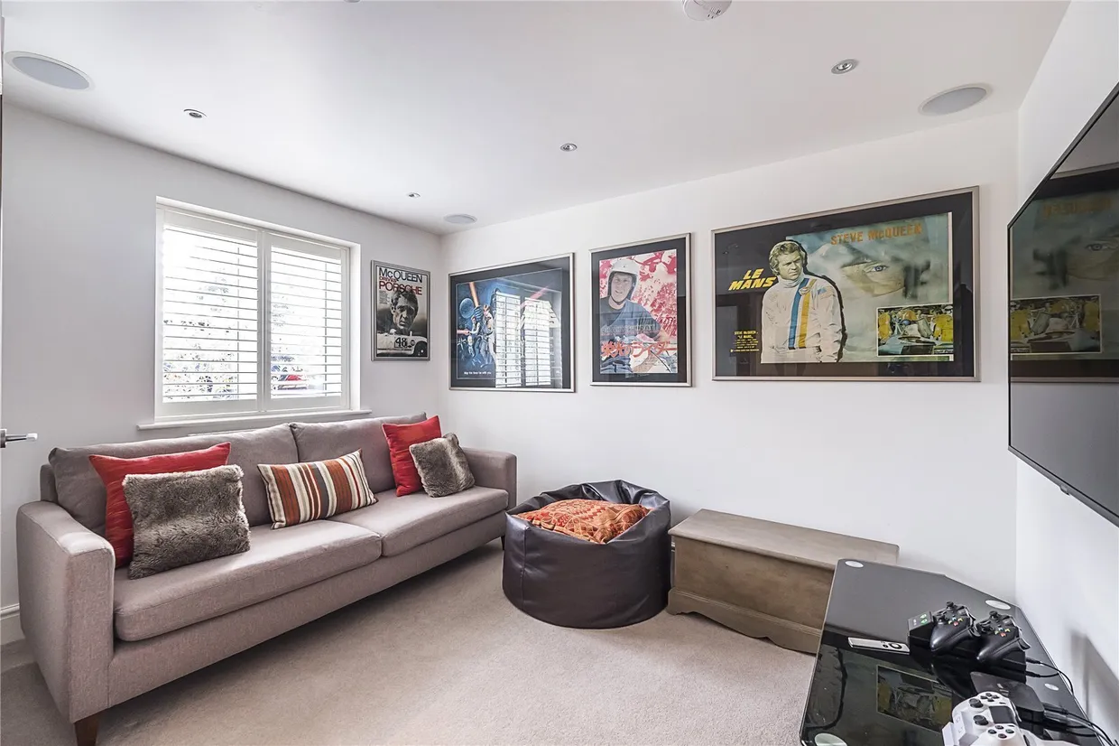 Royal Close, London, SW19 photo 7