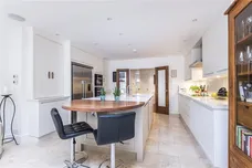Royal Close, London, SW19 photo 9