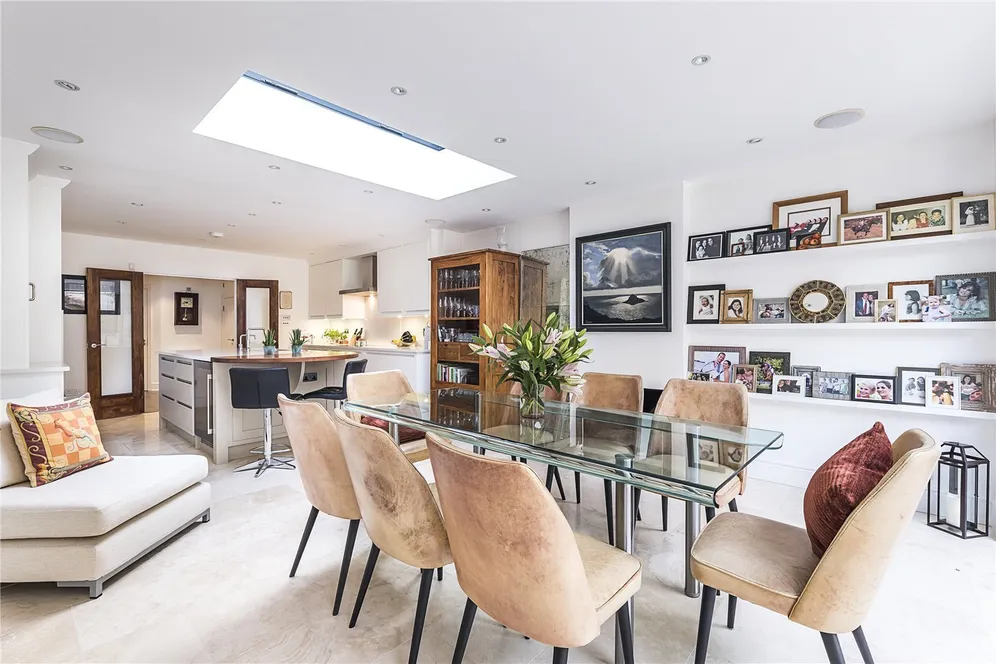 Royal Close, London, SW19 photo 10