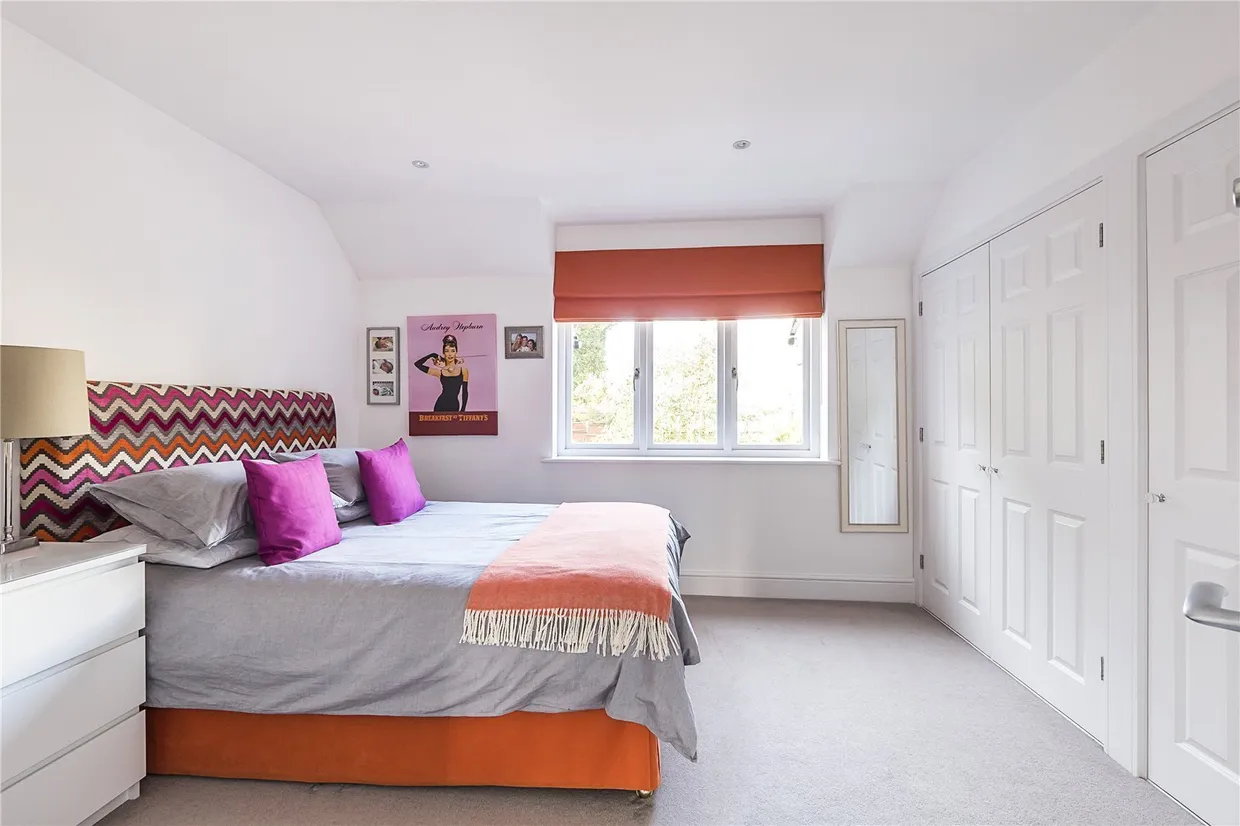 Royal Close, London, SW19 photo 11