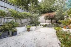 Royal Close, London, SW19 photo 14