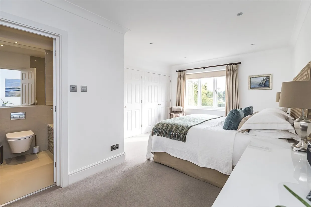 Royal Close, London, SW19 photo 17