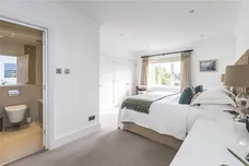 Royal Close, London, SW19 photo 17