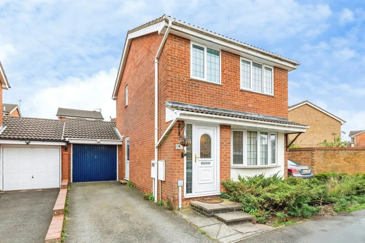 Tyne Close, WELLINGBOROUGH