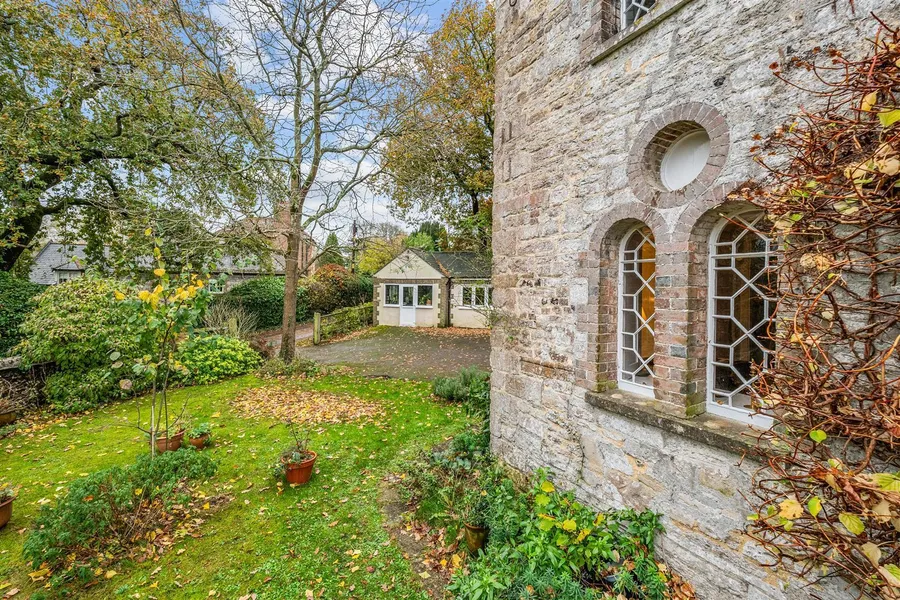 Property Image 6
