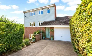 Higher Kingsdown Road, Teignmouth, Devon, TQ14 photo