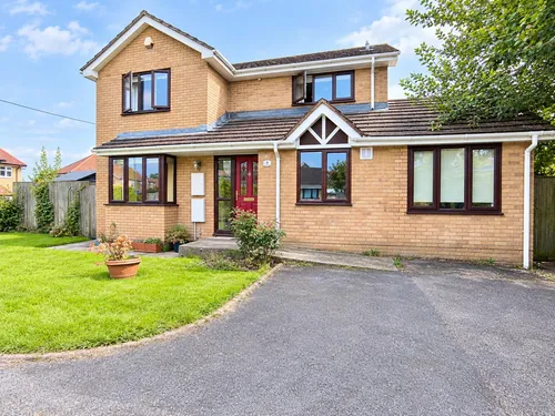 Green Lane Close, FROMEphoto