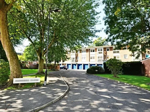 Harriers Close, LONDONphoto