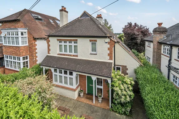 High Park Road, Farnham, GU9