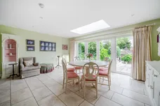 High Park Road, Farnham, GU9 photo 3