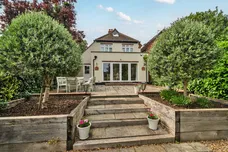 High Park Road, Farnham, GU9 photo 13
