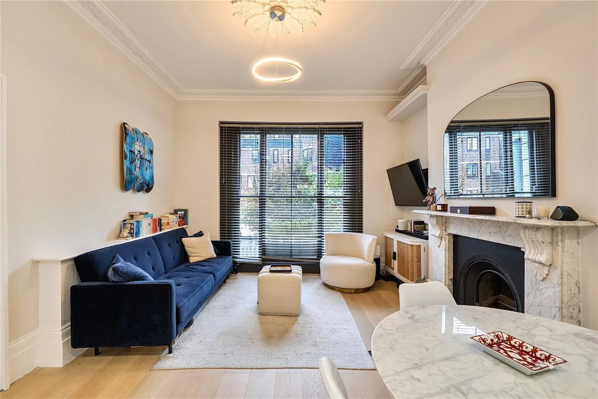 Westbourne Park Road, London, W11