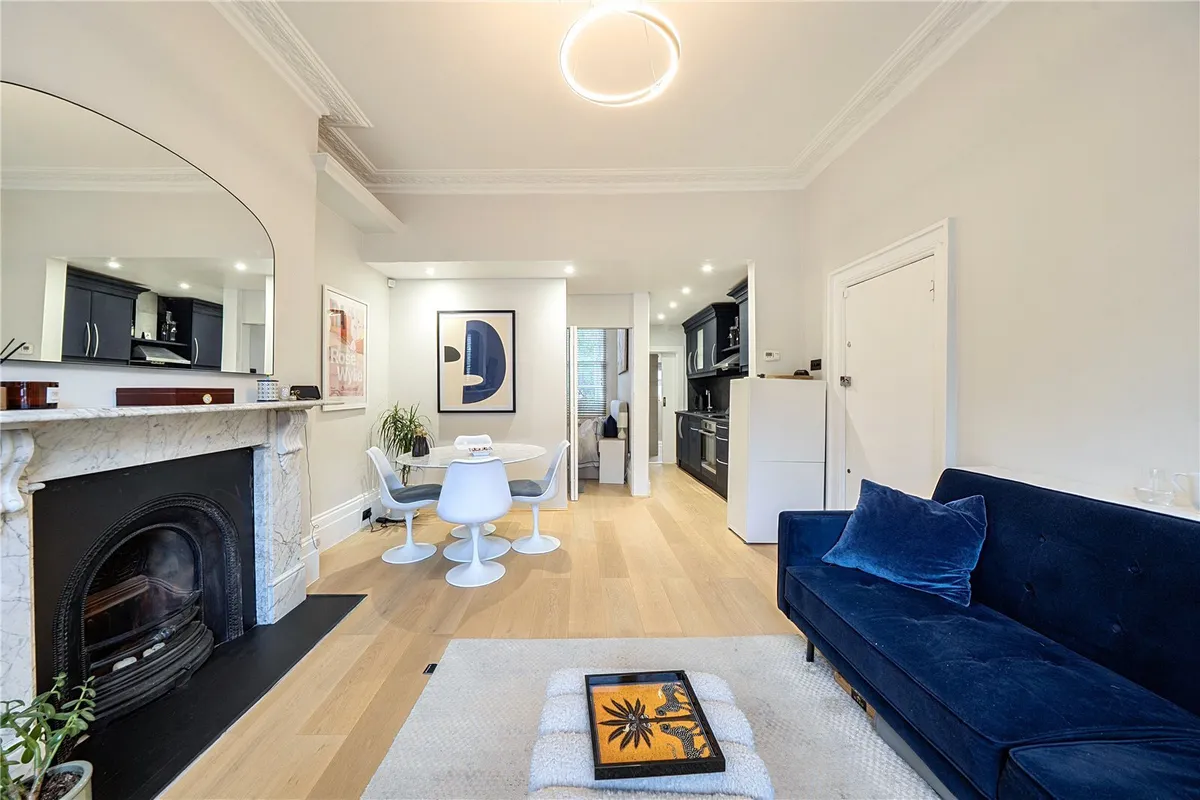 Westbourne Park Road, London, W11