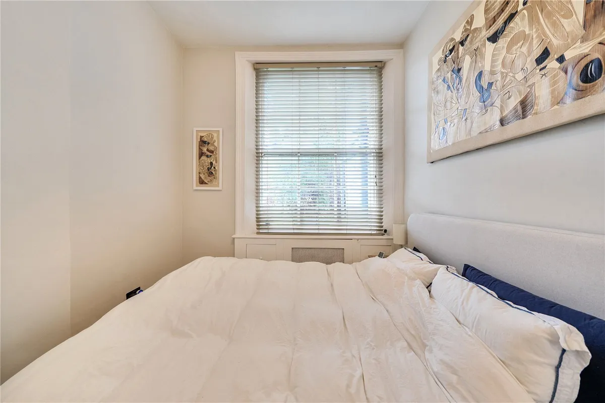 Westbourne Park Road, London, W11