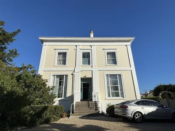 Warden Hill Road, GL51 3AW