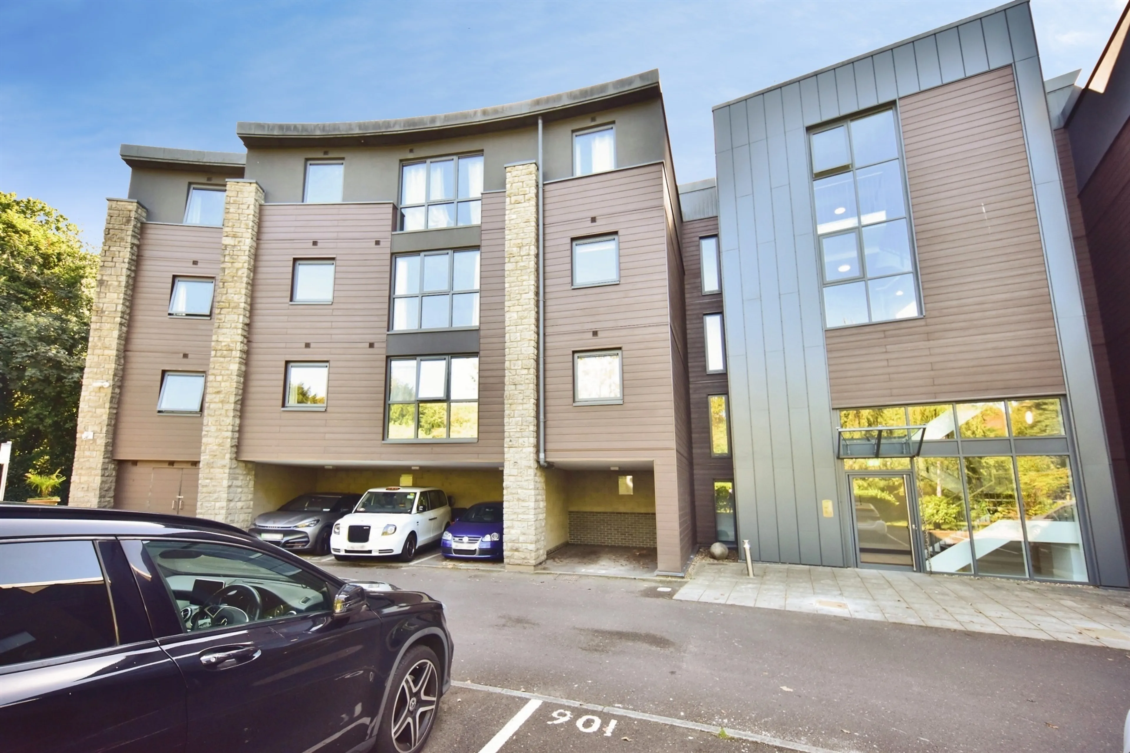 Property at Sandling Lane, Maidstone