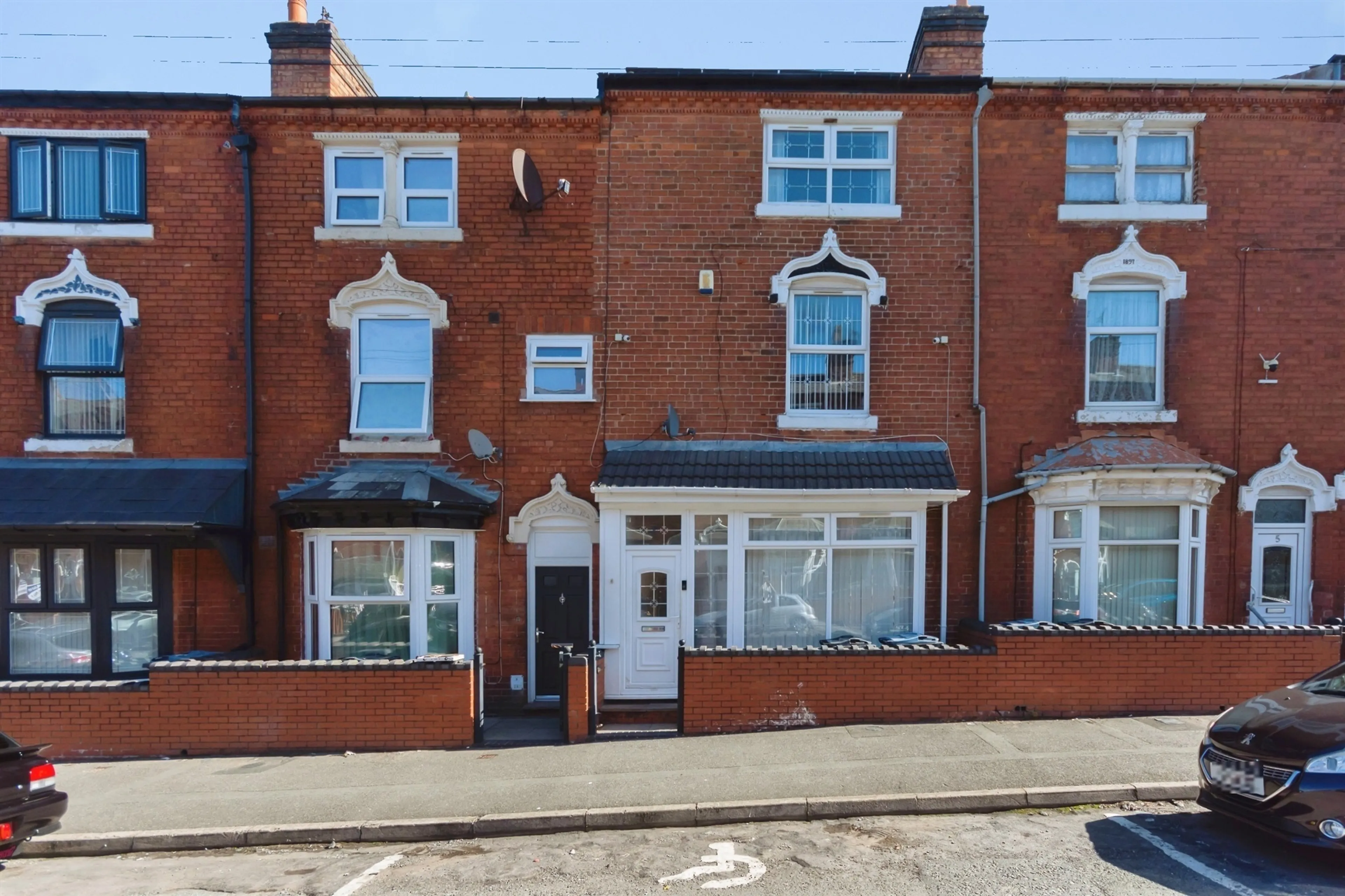 Property photo 0