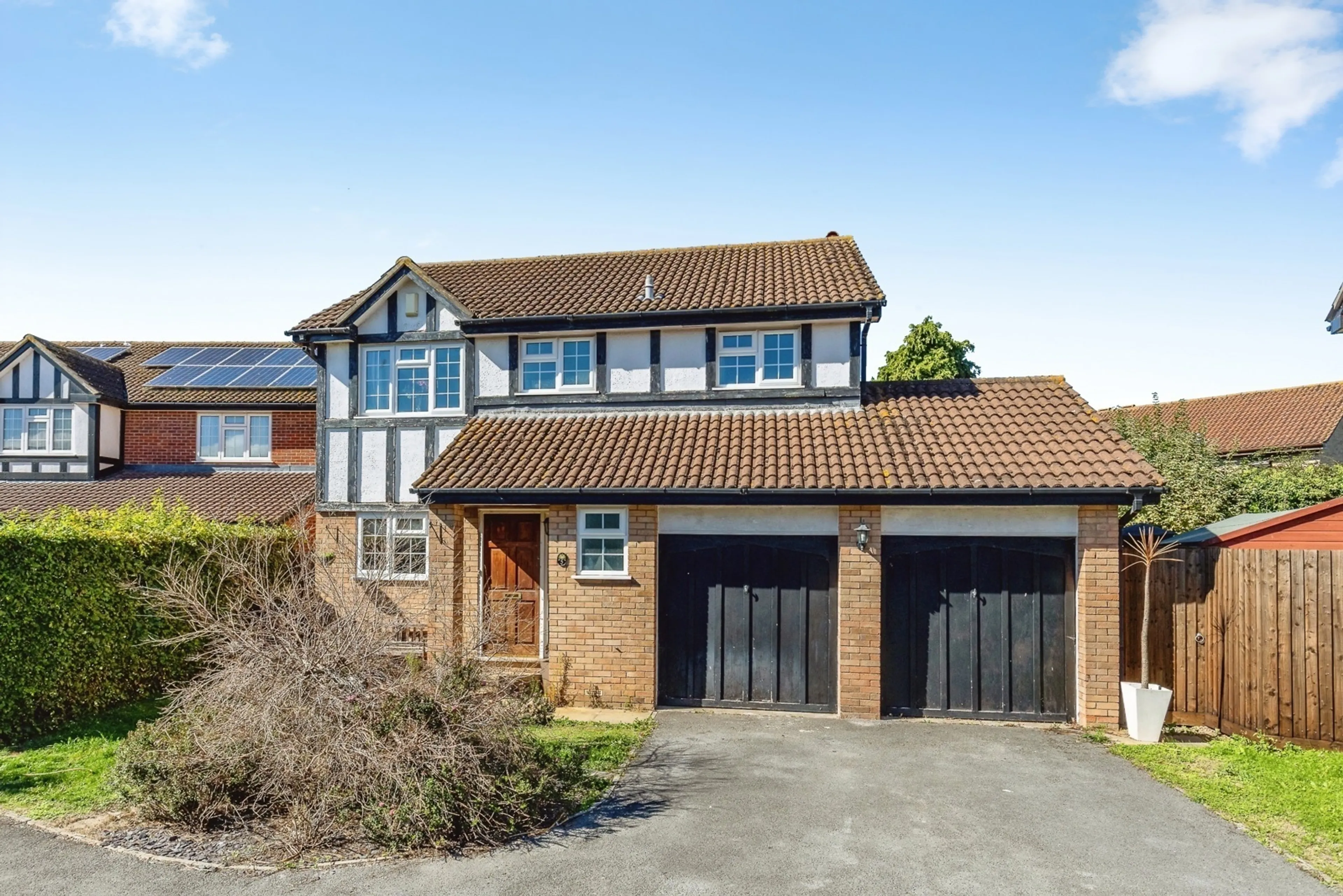 Property photo 0