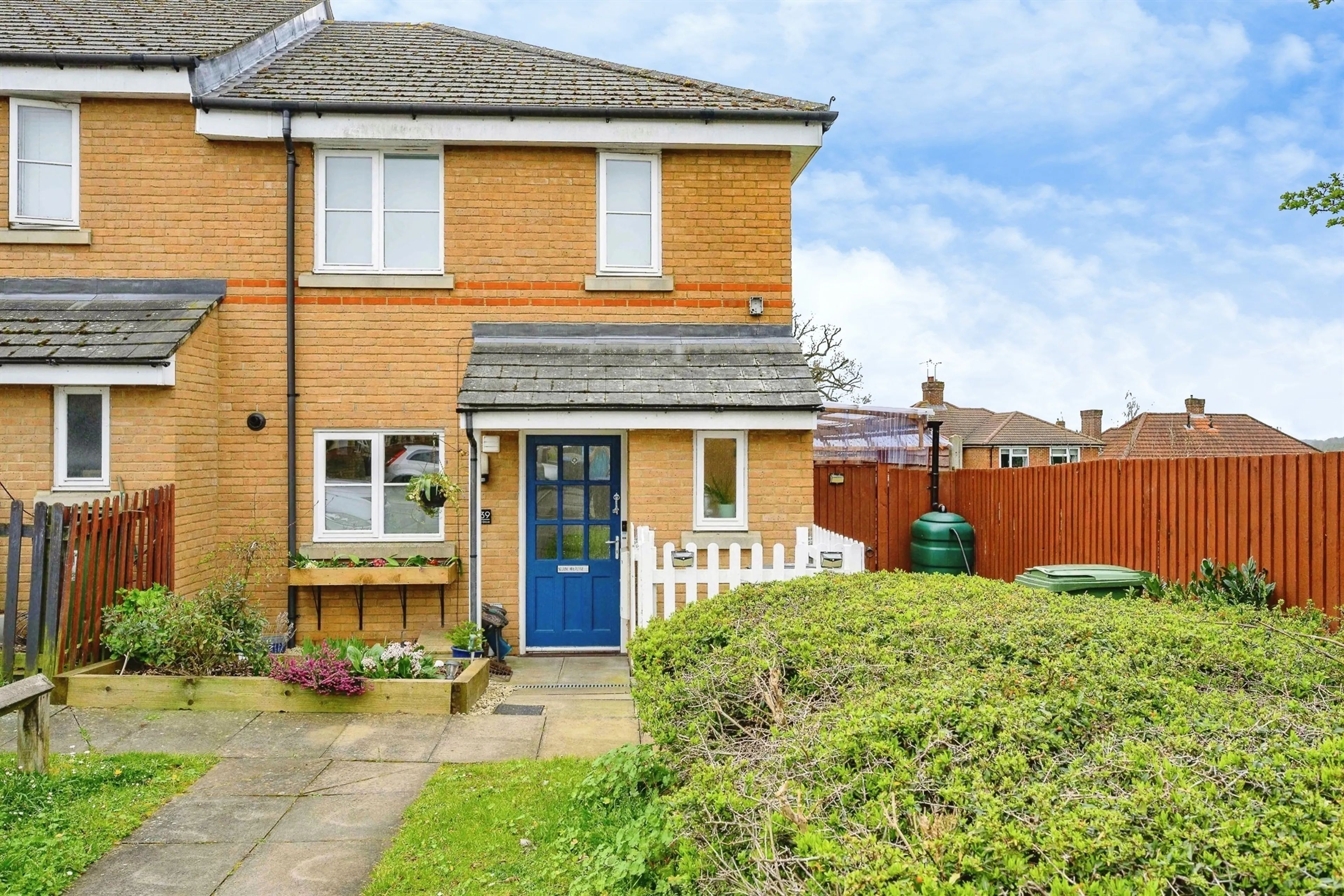 Property photo 0