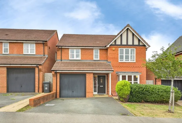Courtney Close, NORTHAMPTON, Northamp...