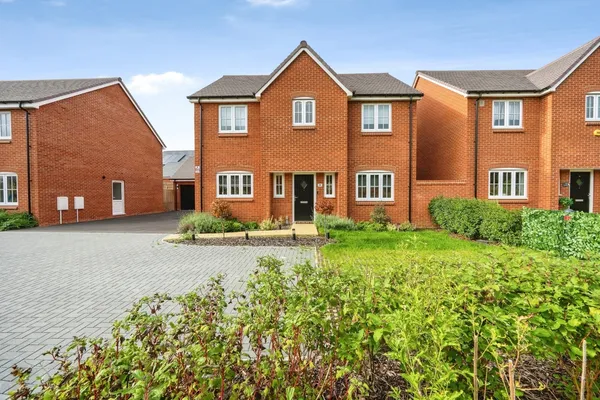 Shute Close, Shortstown, Bedford, Bed...