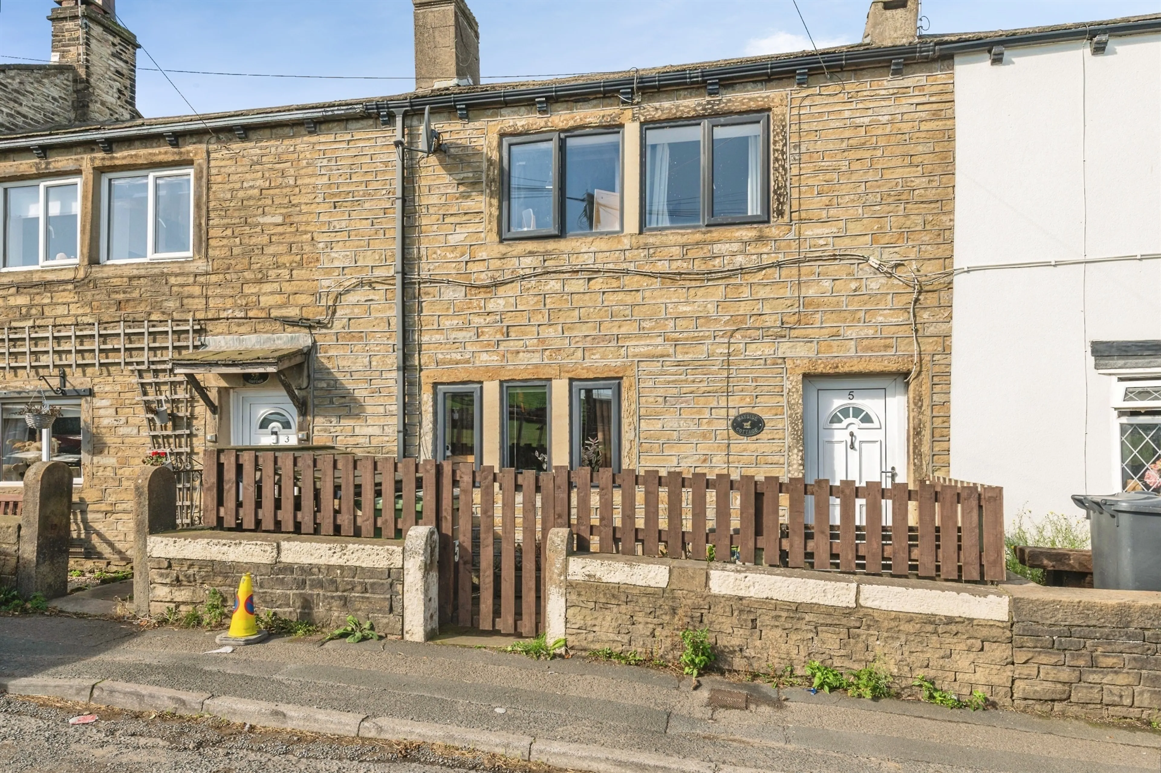 Property at Bog Green Lane, Upper Heaton, Huddersfield