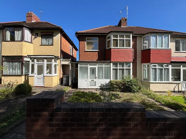 Wolverhampton Road South, B32