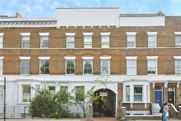 Battersea Park Road, Battersea, Londo...