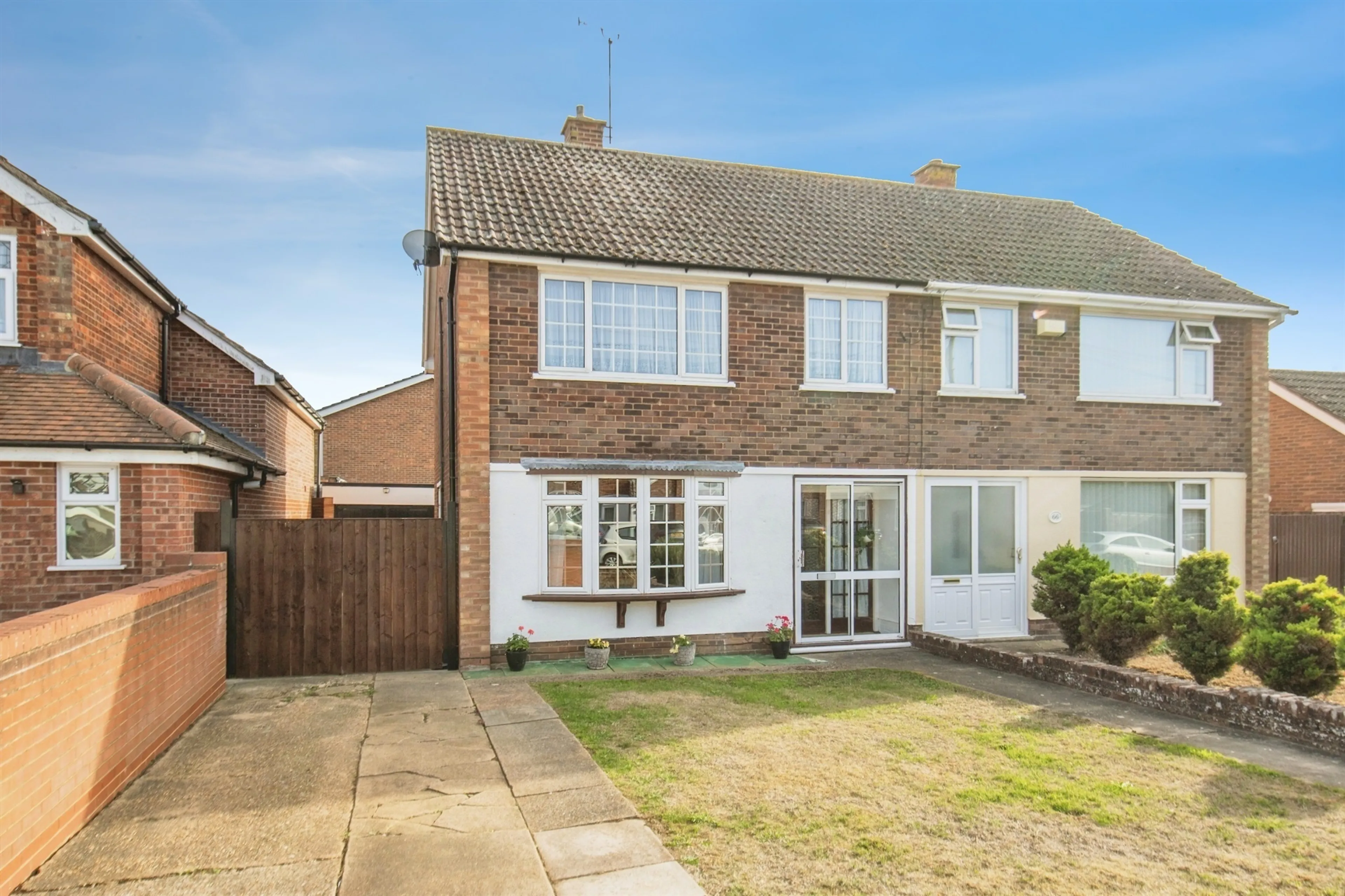 Property photo 0