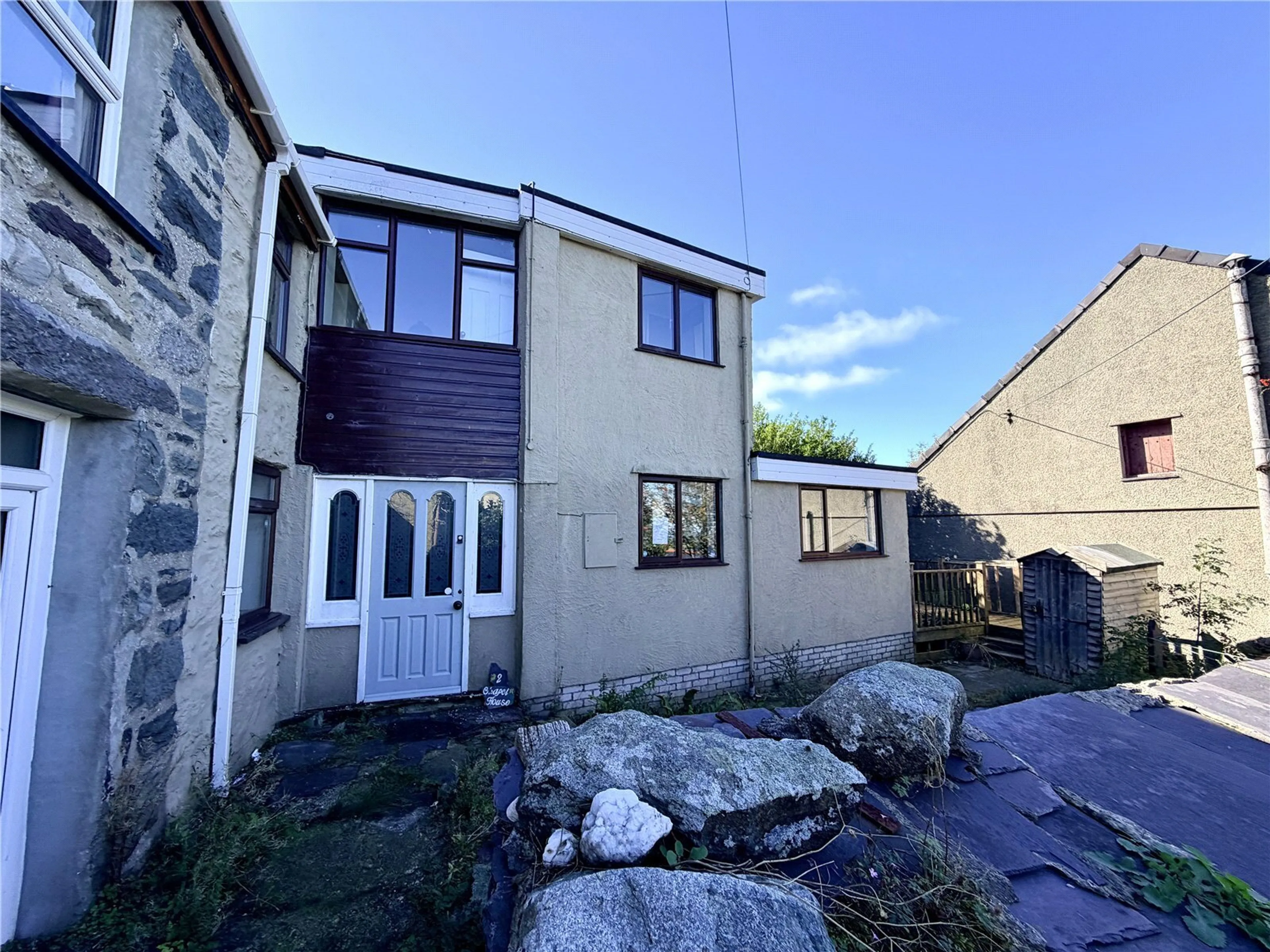 Property photo 0
