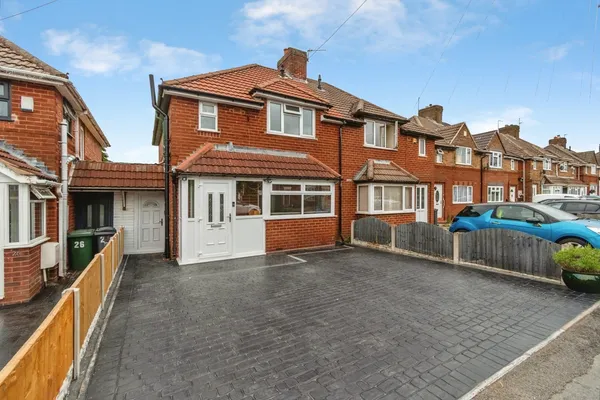 Yew Tree Road, WALSALL, West Midlands...