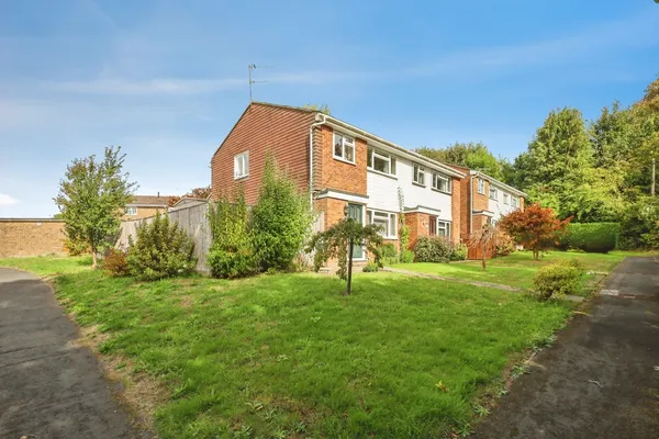 Oaklea Way, Uckfield, East Sussex, TN22