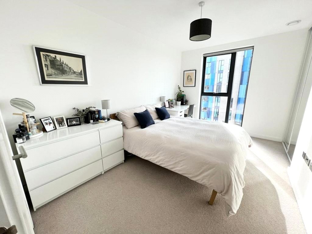 Centenary Heights, Larkwood Avenue, Greenwich, SE10 Image 5