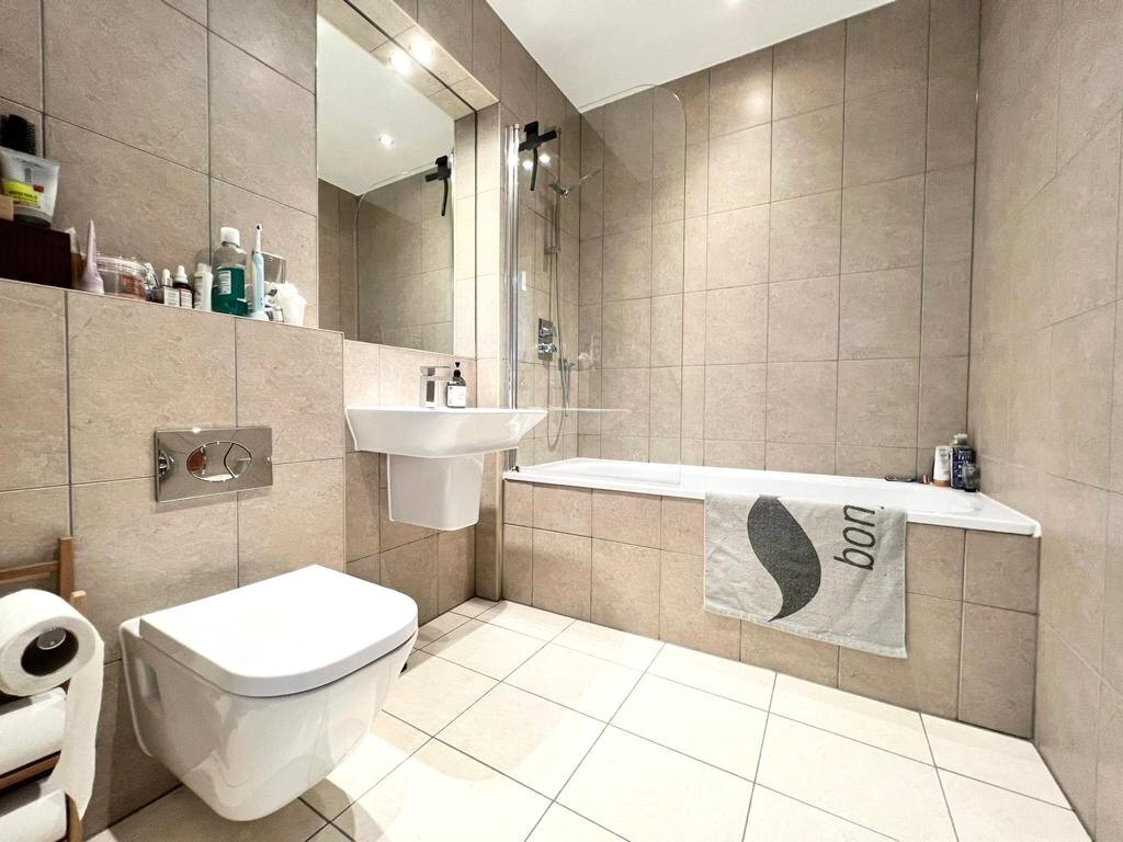Centenary Heights, Larkwood Avenue, Greenwich, SE10 Image 7