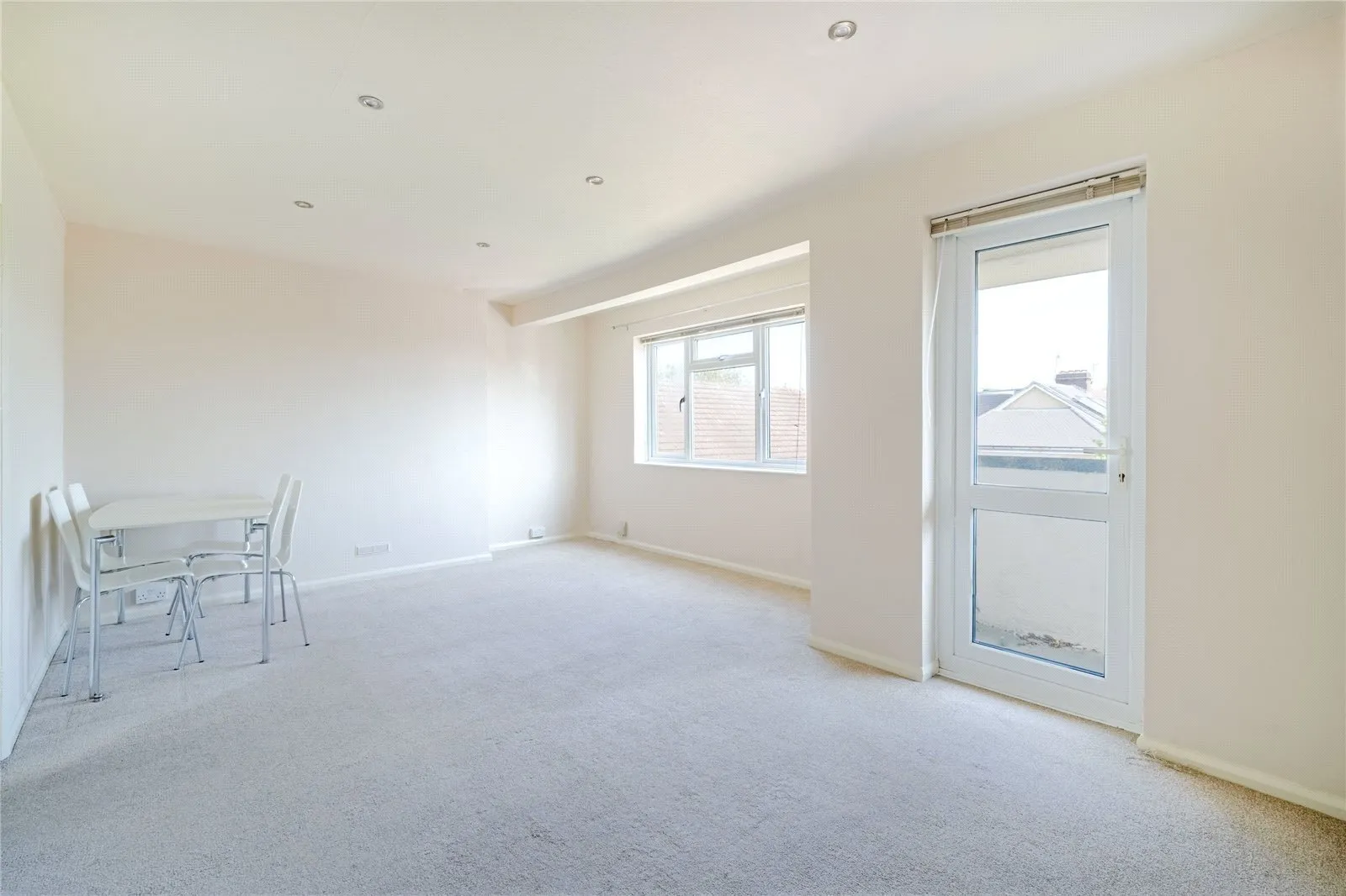 Vines Avenue, Finchley Central, London, N3