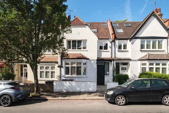 Fairlawn Avenue, London, N2