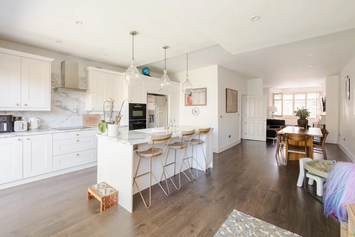 Fairlawn Avenue, London, N2 photo 4