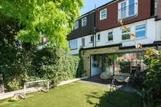 Fairlawn Avenue, London, N2 photo 23