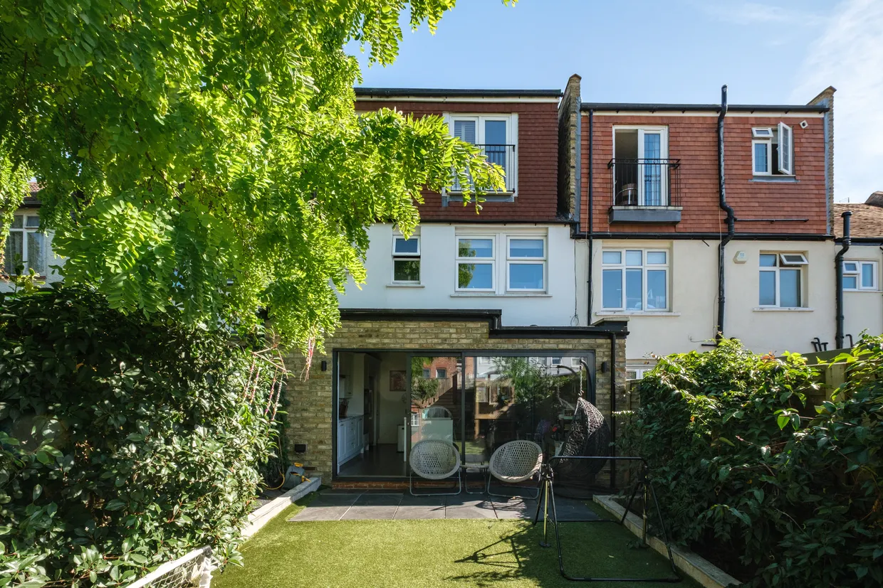 Fairlawn Avenue, London, N2 photo 22