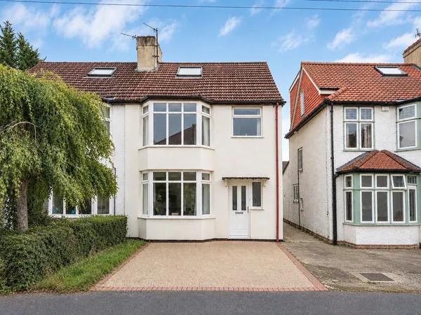 Cavell Road, Oxford, OX4