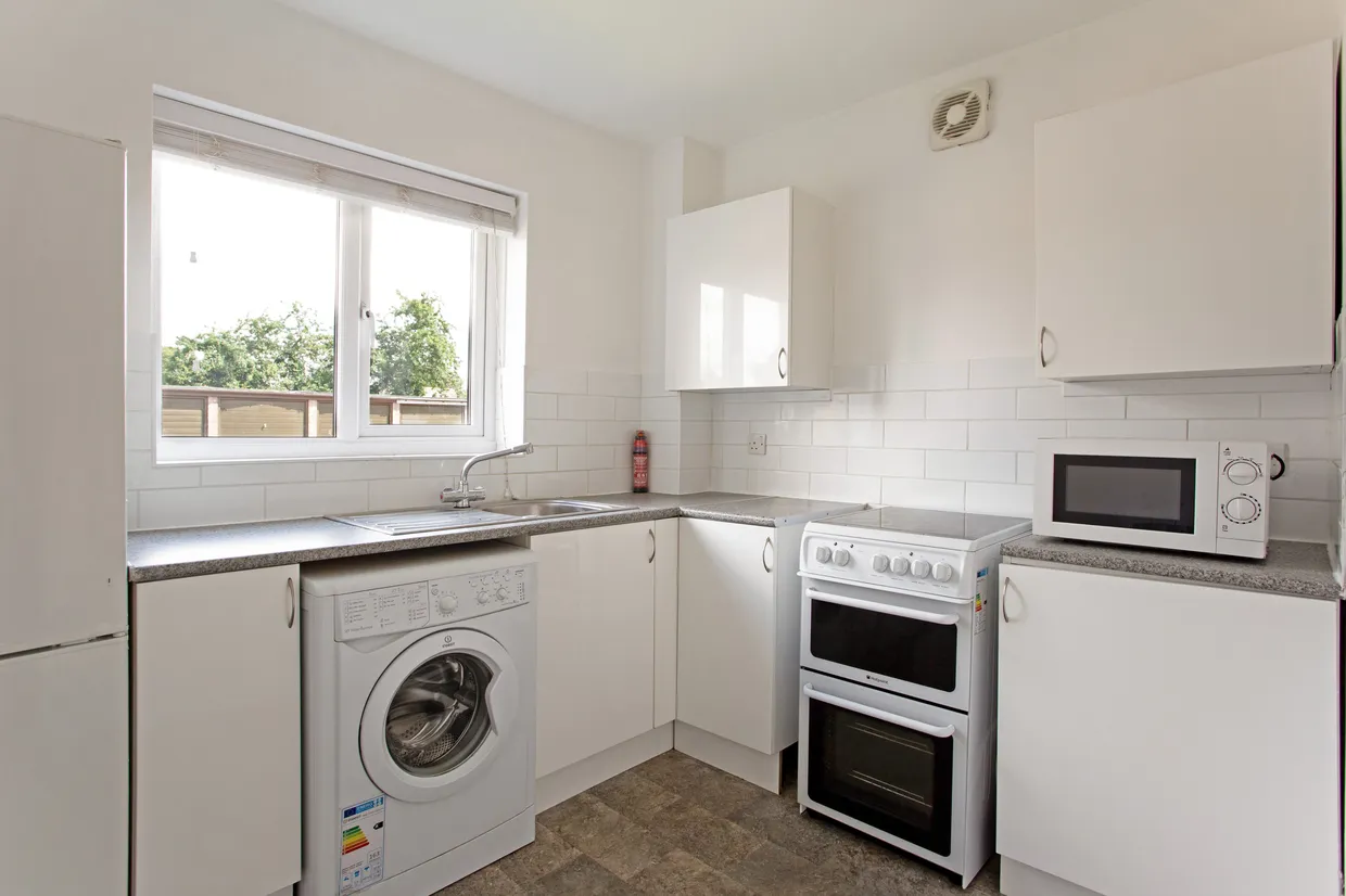Holmlea Walk, Slough, SL3 photo 3