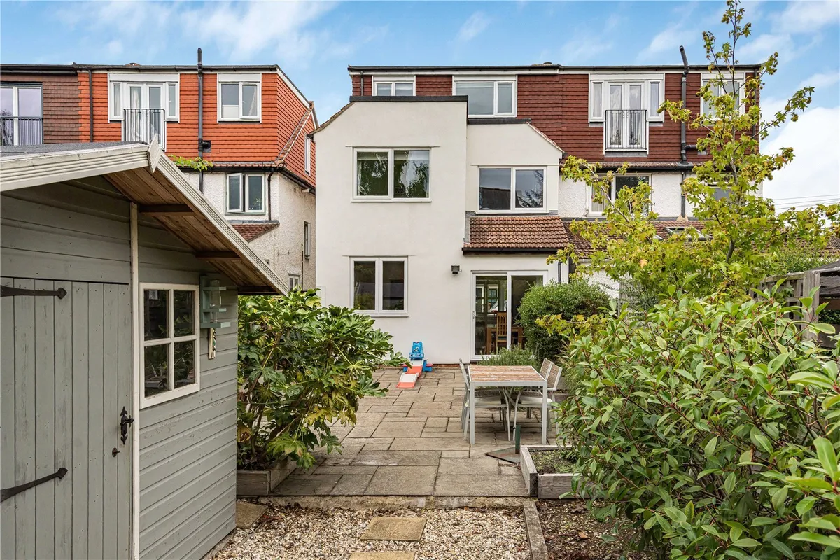Cavell Road, Oxford, OX4