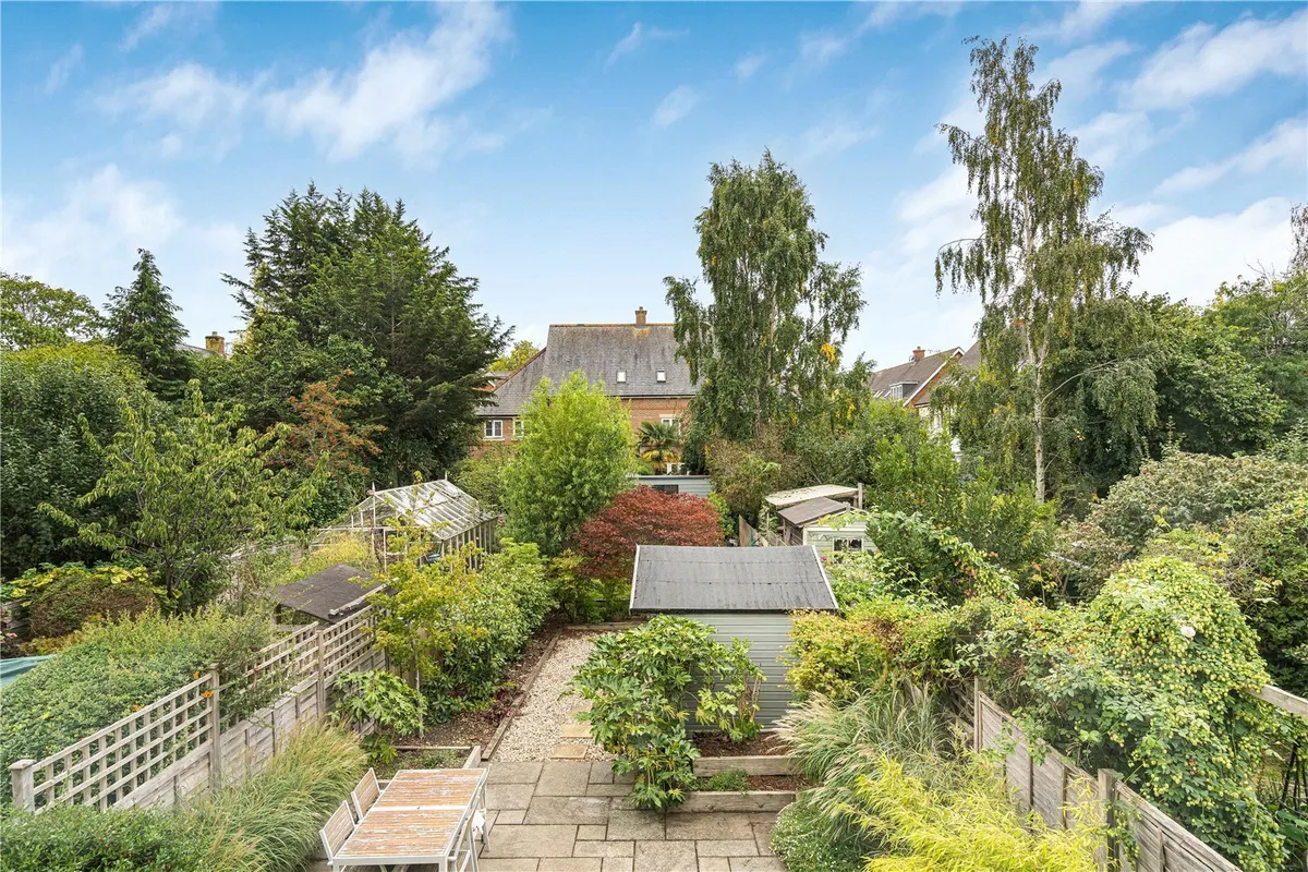 Cavell Road, Oxford, OX4