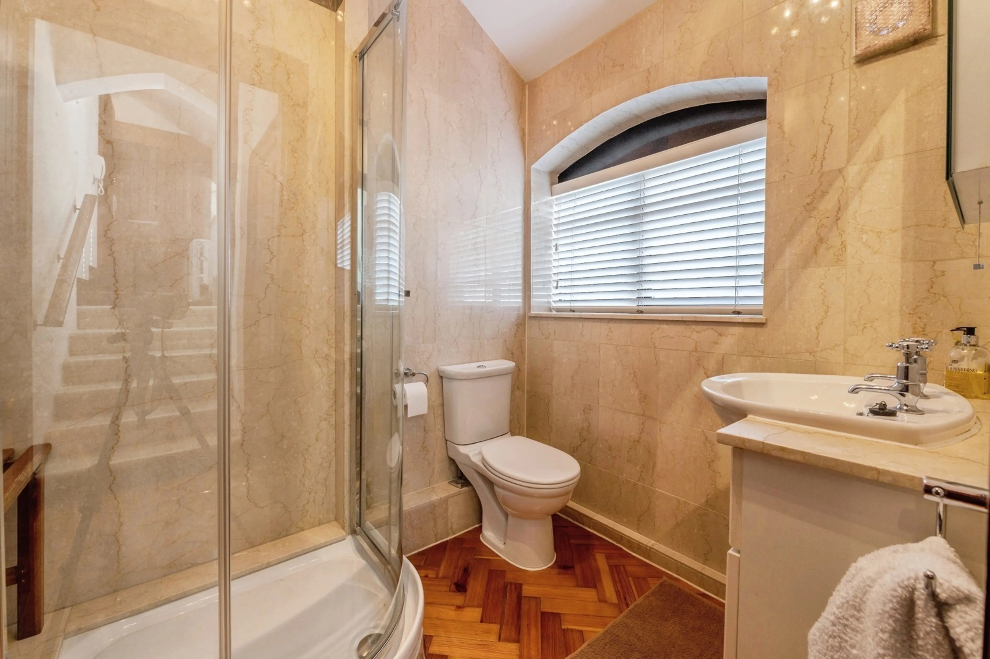 Property photo 16